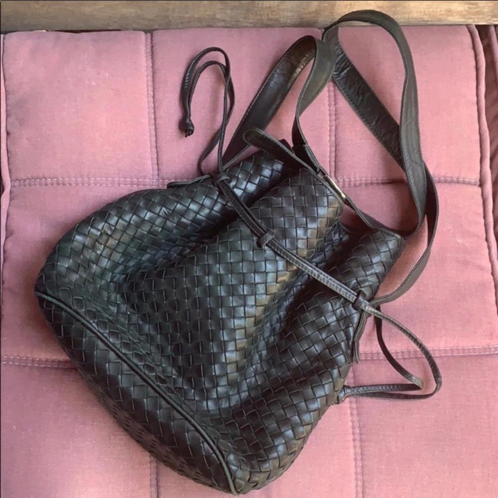 Green bottega veneta bucket crossbody bag